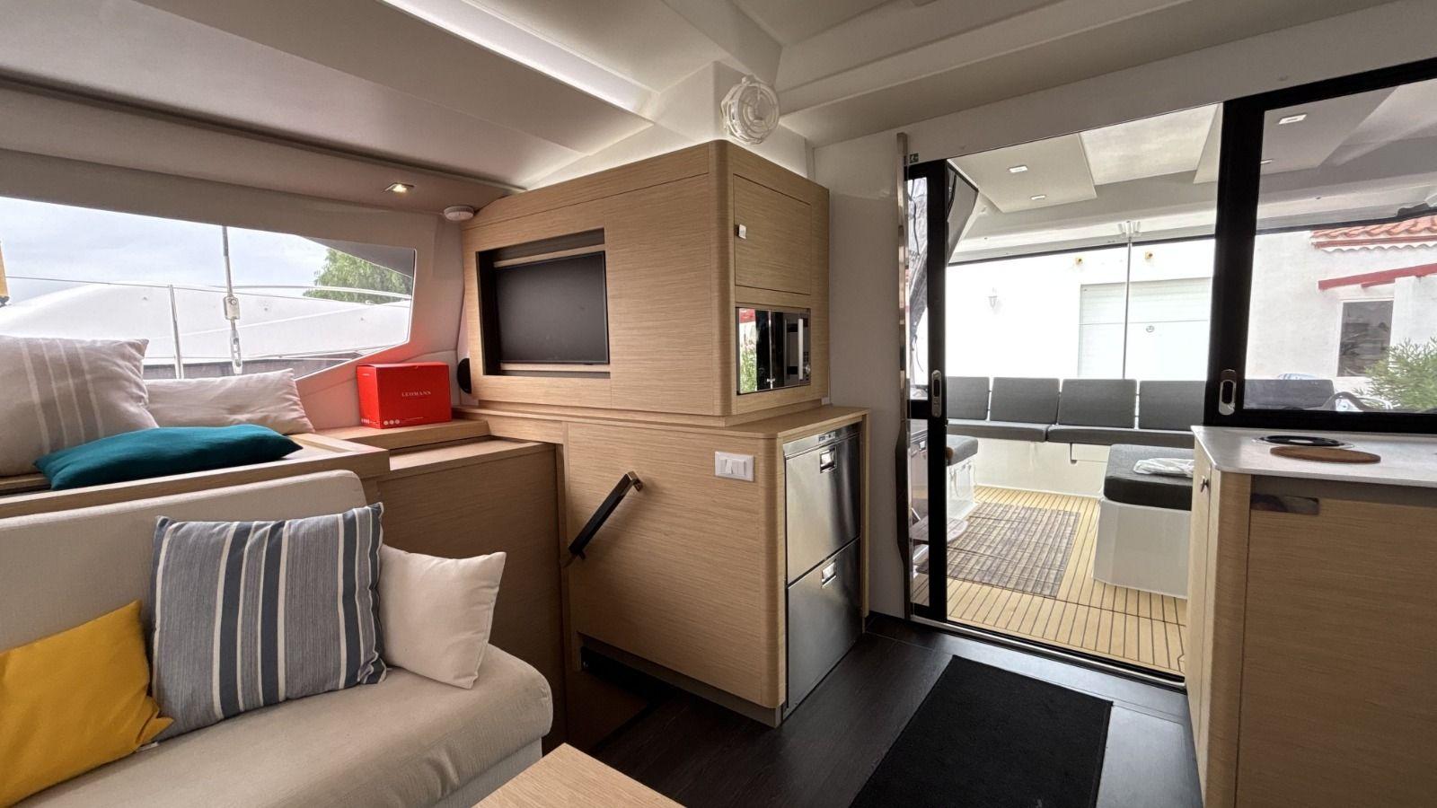 AmKhx_fountaine_pajot_astrea_42_2024_3_.jpg