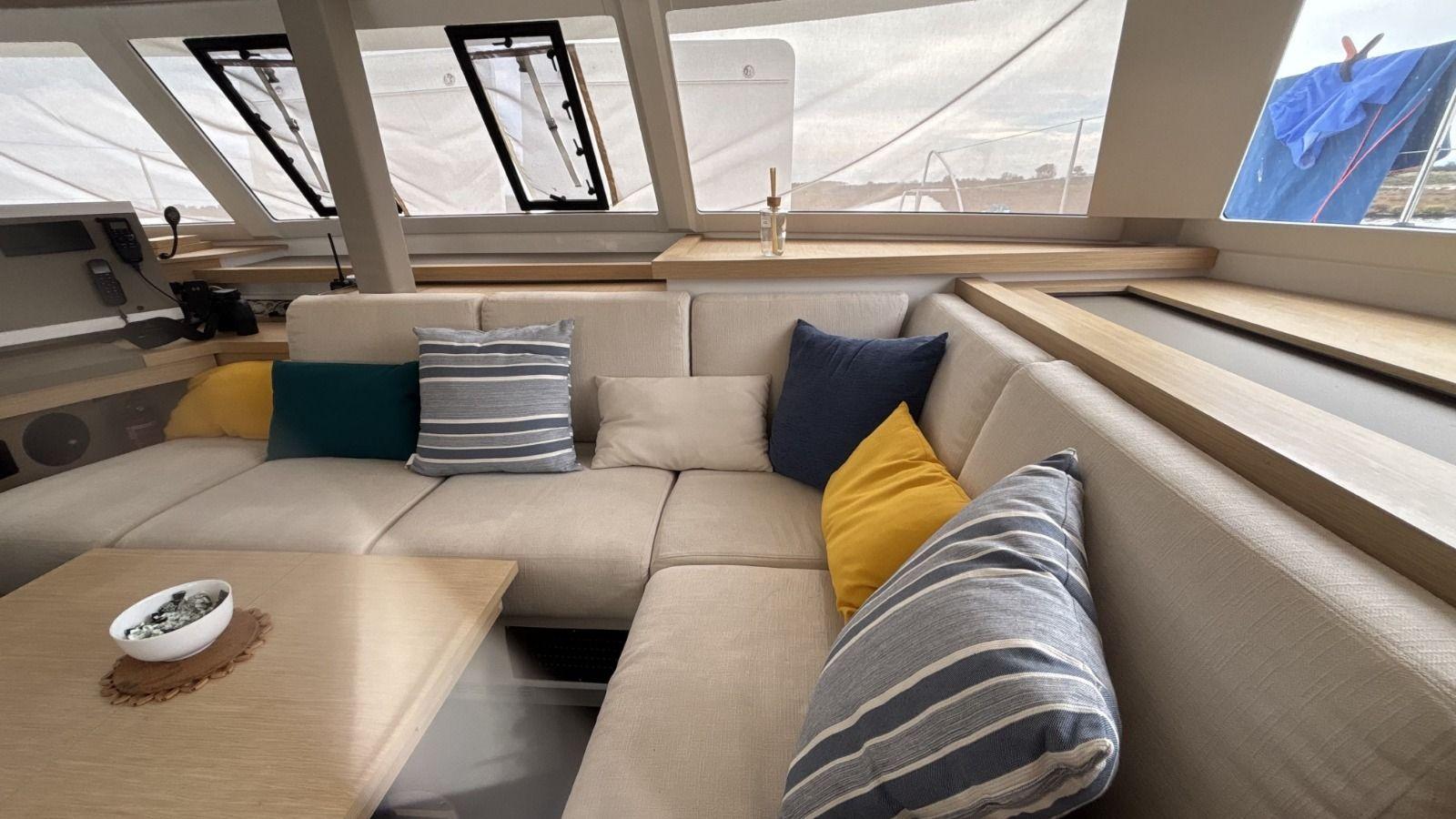 YgLHx_fountaine_pajot_astrea_42_2024_1_.jpg