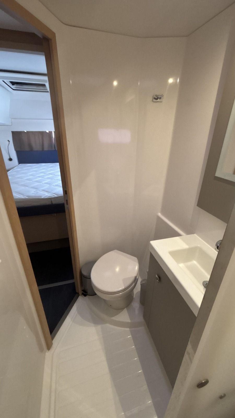 evBLB_fountaine_pajot_astrea_42_2024_20_.jpg