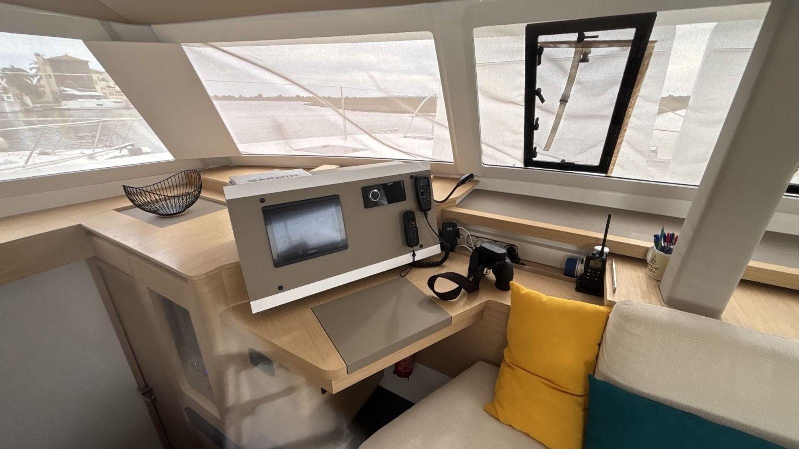 HvVyZ_fountaine_pajot_astrea_42_2024_22_.jpg
